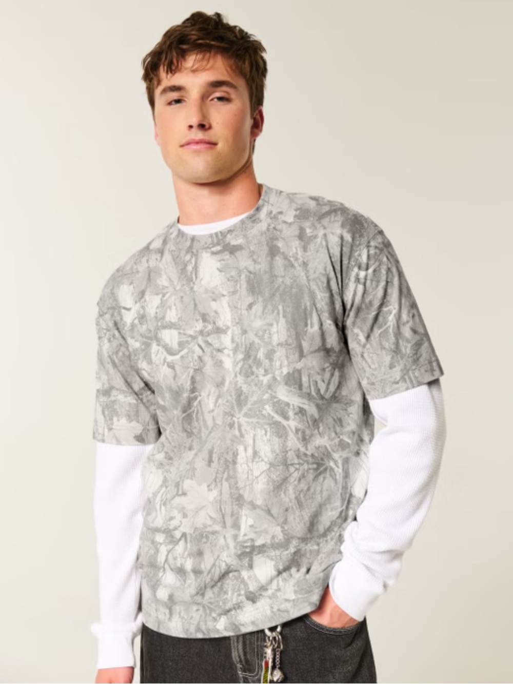 EUC Hollister Heavyweight Boxy Crop Tee | Cream Camo | Size S